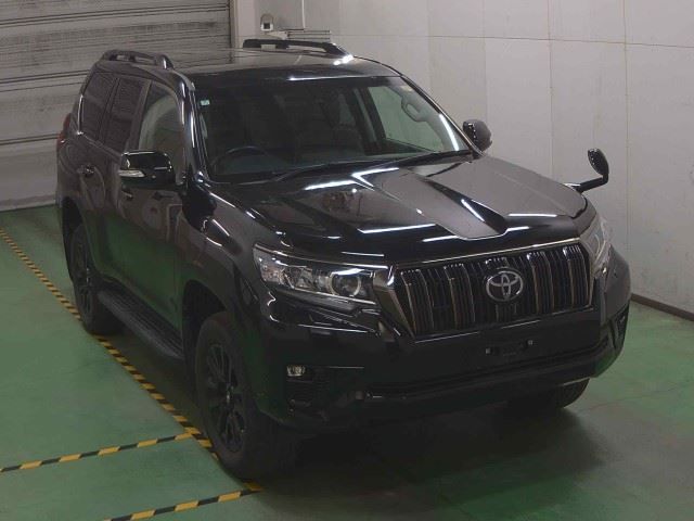 TOYOTA Land Cruiser Prado 2021 Black FAT Japanese accident-free cars